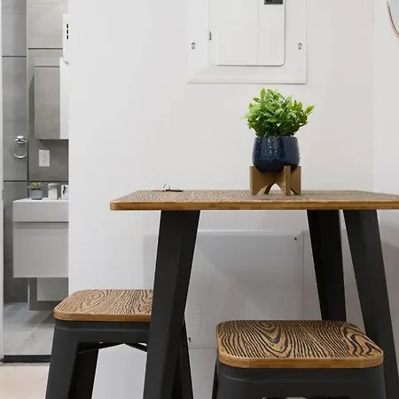 Appartement 78-4B New Quality 1Br W&D In Unit Skylights